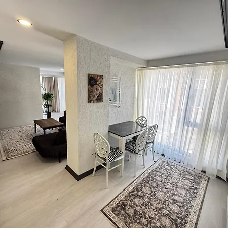 Dilaver-apart 4* Istanboel